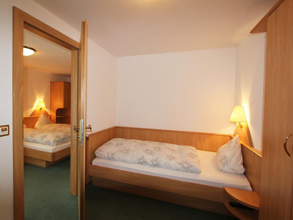Hotel Monte-Moro Saas-Almagell Pokój zdjęcie